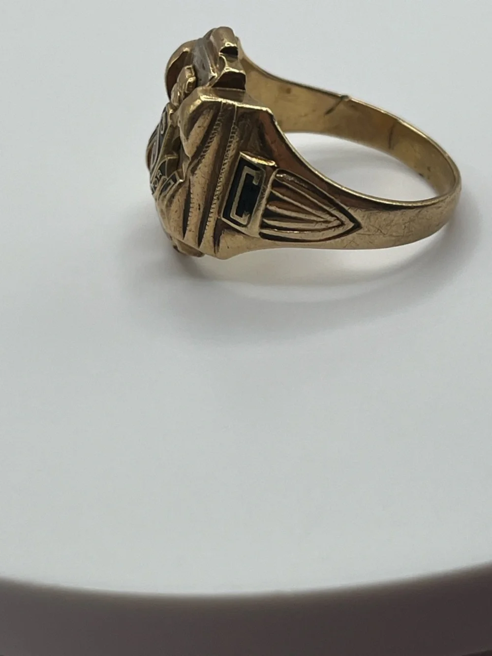 VTG 1957 High School 10k yellow gold 10.13 grams Class Ring Size 10 - Picture 3 of 9